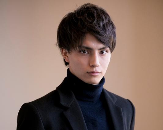 [Image] GACKT-san, a handsome model, Bandari Yasaya is highly acclaimed.