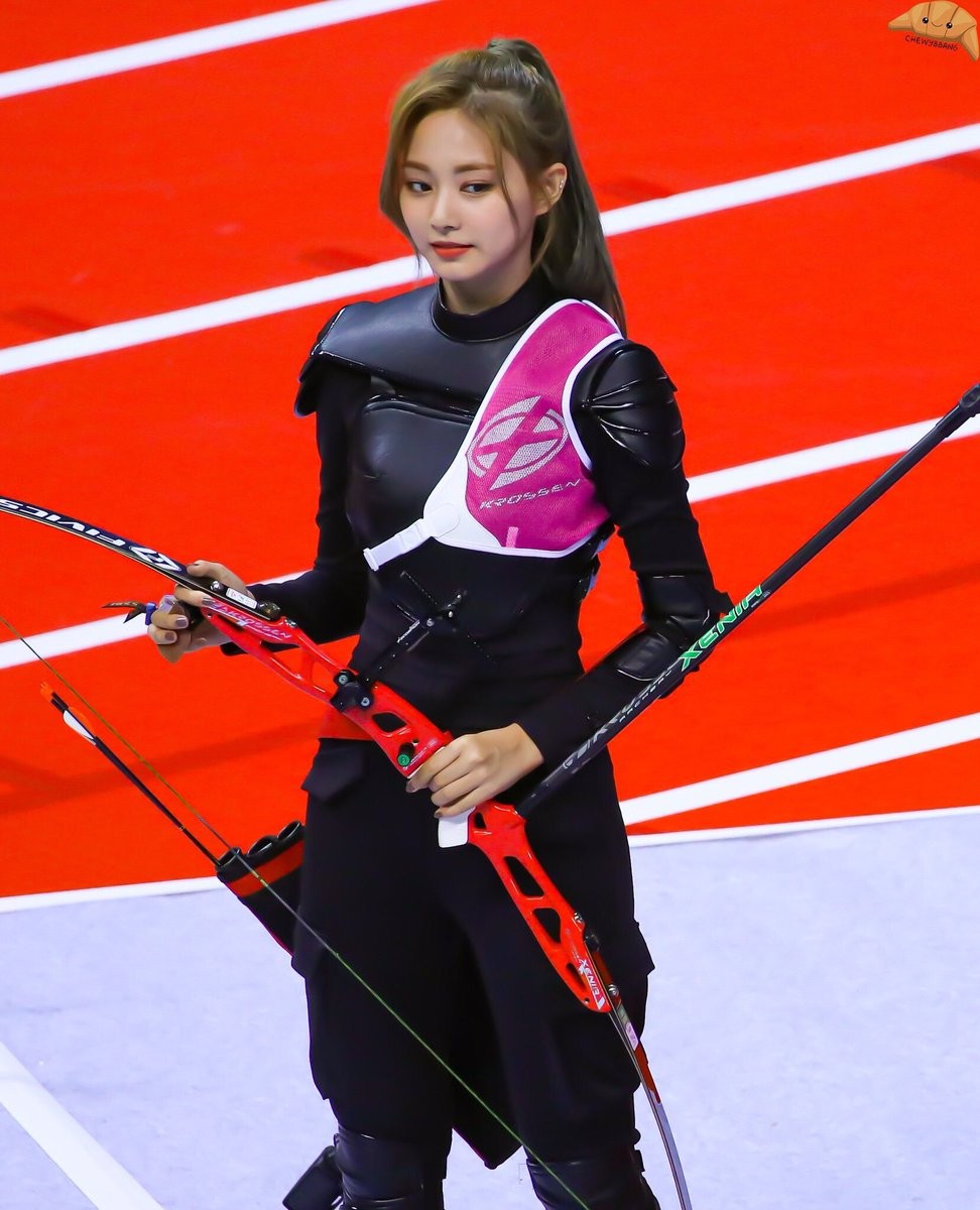 [Image] A beautiful Korean female archery player is found