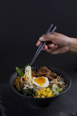 [Sad news] It turns out that the pork bone ramen is 750 yen, and the cost is 310 yen