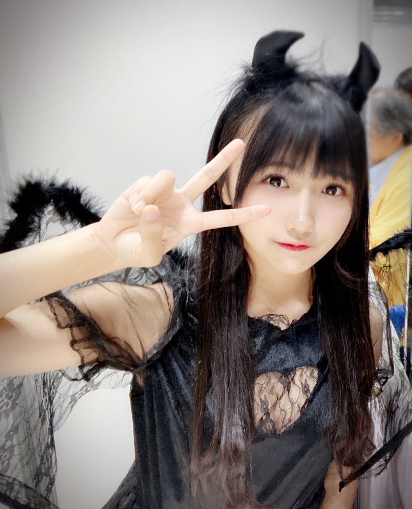 [Sad news] 16-year-old beautiful girl JK Idol, handshake meeting in sexy plain clothes → woman's buchi cut criticism wwwwwwwwwww